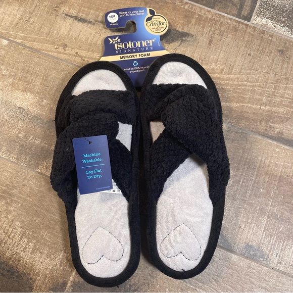 Isotoner signature memory foam machine washable terry knotted slippers black MD - Picture 1 of 4